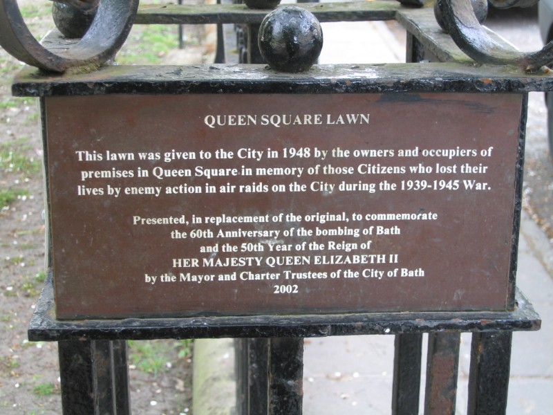 Tablet on east gatepost, Queen Square Garden
